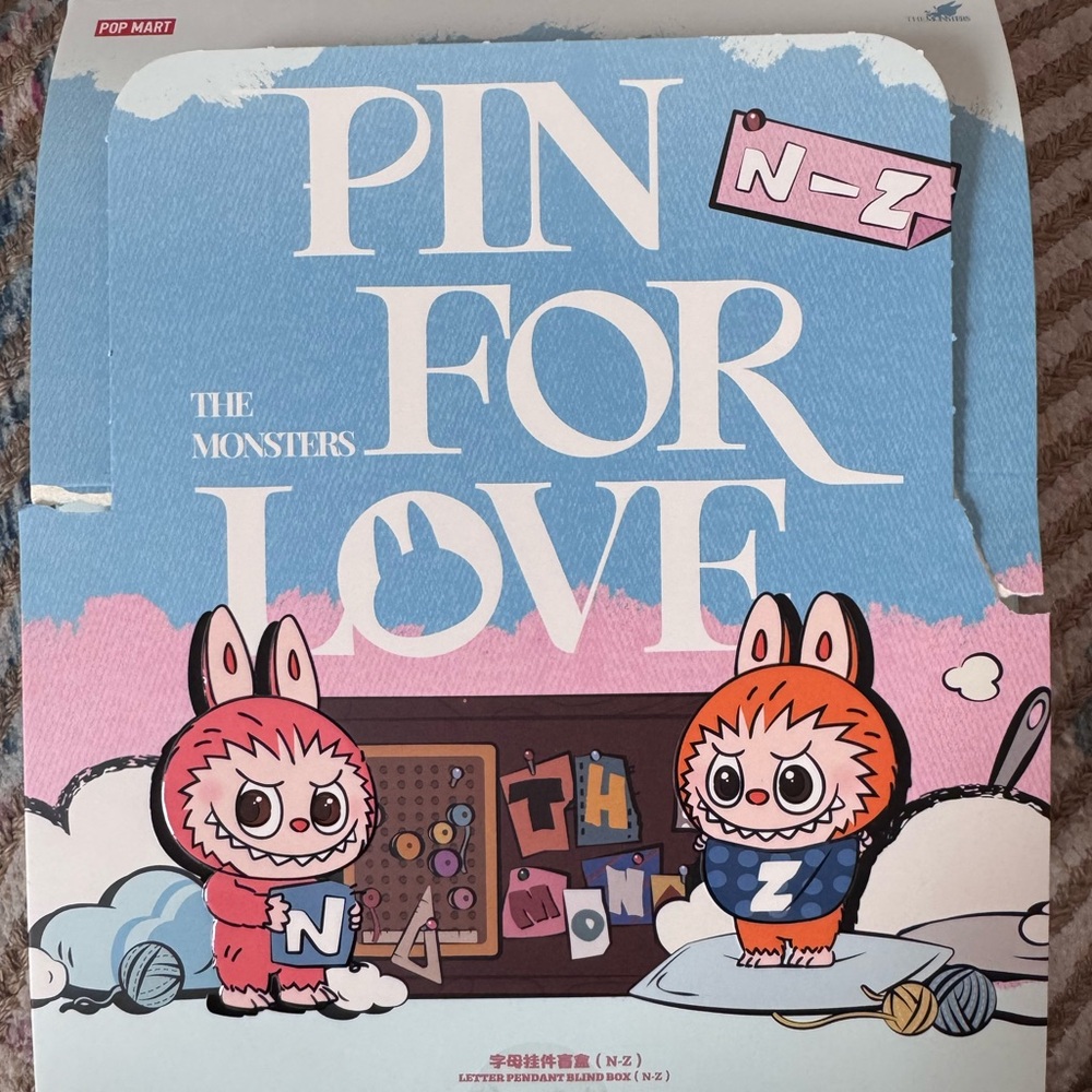 LABUBU Pin for Love | IN HAND | U